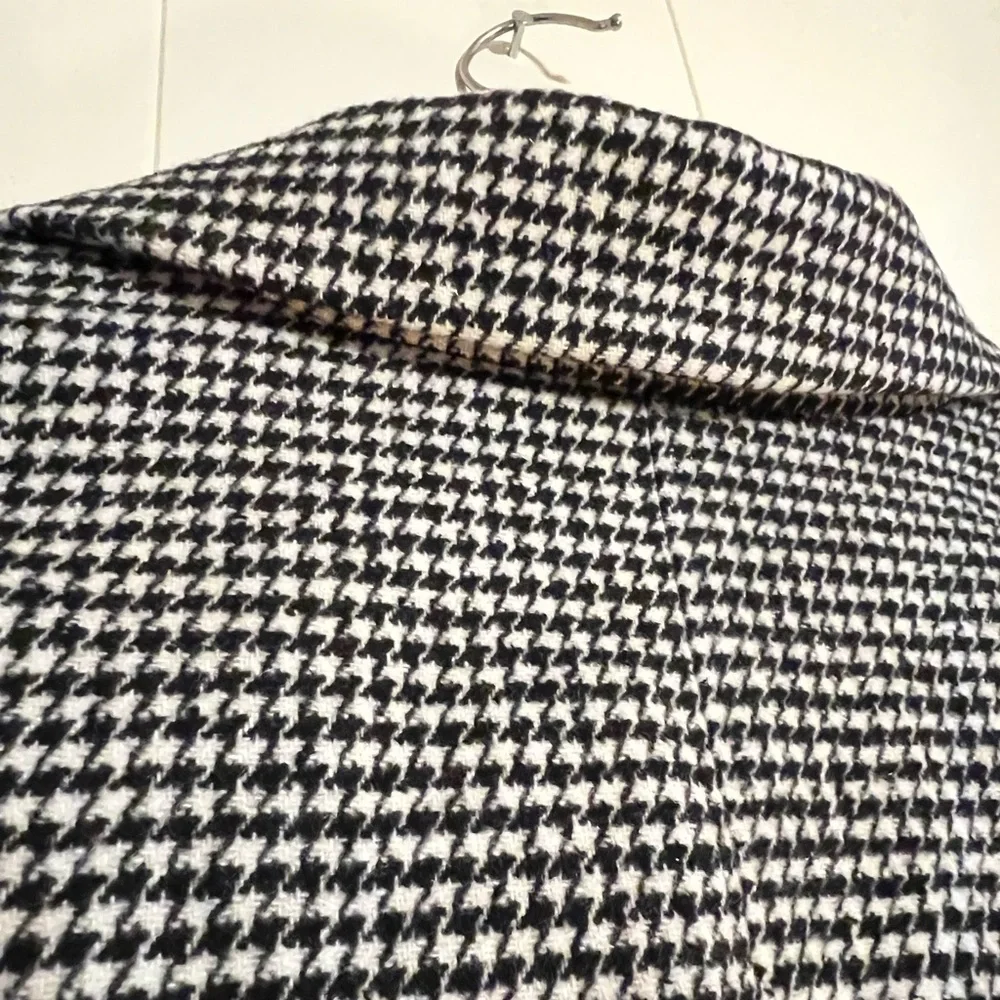 Missguided Oversized Houndstooth Blazer - Picture 5 of 7